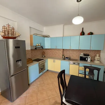 Giardin Seaside Retreat Golem (Tirana)